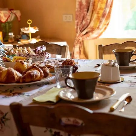 Nocleg ze śniadaniem Rosalimone