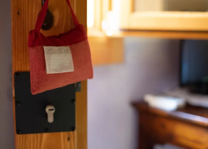 Oda ve Kahvaltı Rosalimone