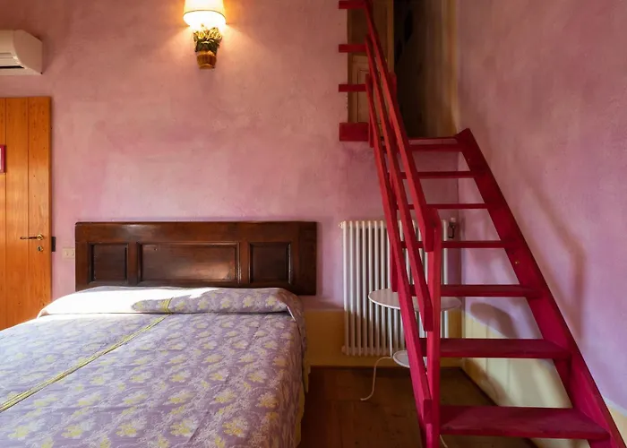 Oda ve Kahvaltı Rosalimone 3*